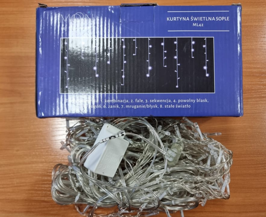 立陶宛通报灯串产品召回｜MON 灯链触电风险警示